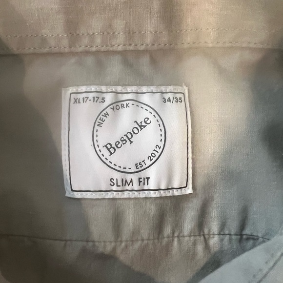 Bespoke Men’s Light Gray Colored Long Sleeve Slim Fit Dress Shirt - Picture 4 of 7